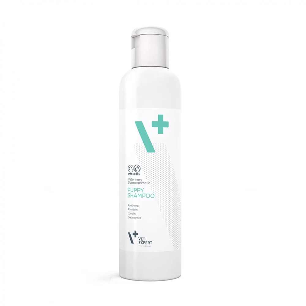 Flacon de 250 ml cu șampon delicat VetExpert Puppy, formulat cu extract de ovăz și pantenol pentru toaletarea și îngrijirea puilor de câine și pisică.