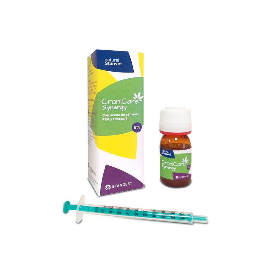 Flacon de 10 ml cu pipetă Stangest CroniCare Synergy 5%, supliment cu cânepă și PEA pentru combaterea durerilor și inflamațiilor la câini și pisici.