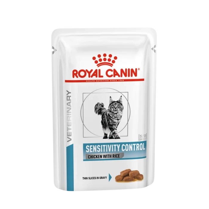 Plic de hrană umedă dietetică pentru pisici Royal Canin Veterinary Sensitivity Control.