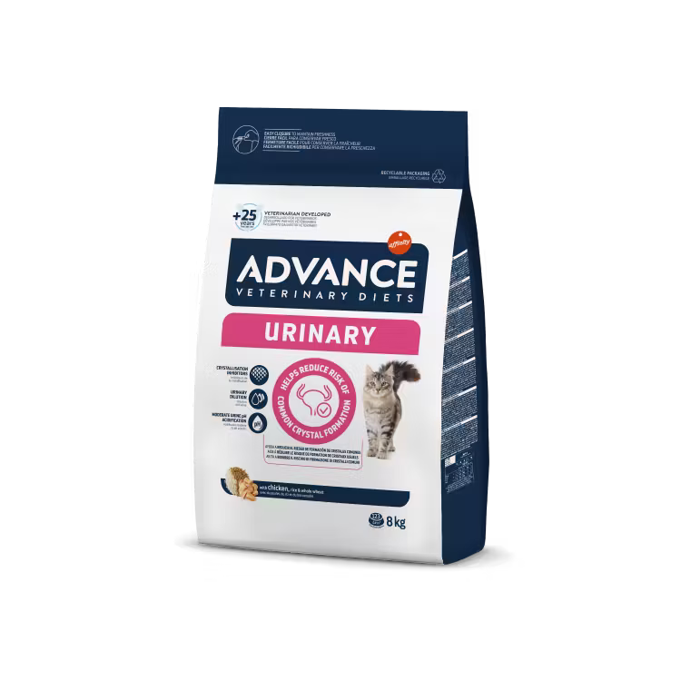 Sac de 8 kg de hrană uscată dietetică veterinară Advance Veterinary Diets Cat Urinary pentru pisici.