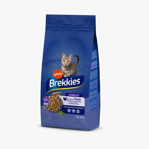 Sac mare de 15 kg de hrană uscată Brekkies Cat cu pui, curcan, legume și orez pentru pisici adulte.