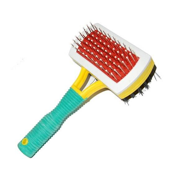 Perie combinată pentru câini 4Dog din plastic, dimensiune 17 x 10 cm, ideală pentru îngrijirea și descurcarea blănii.
