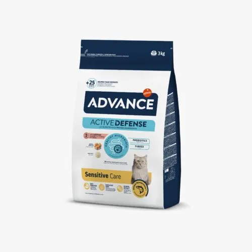 Sac de 3 kg hrană uscată Advance Cat Adult Sensitive cu somon și orez pentru pisici adulte cu sensibilități.