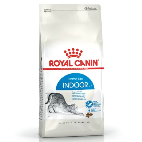Sac de 4 kg hrană uscată Royal Canin Indoor 27 pentru pisici adulte crescute în casă.