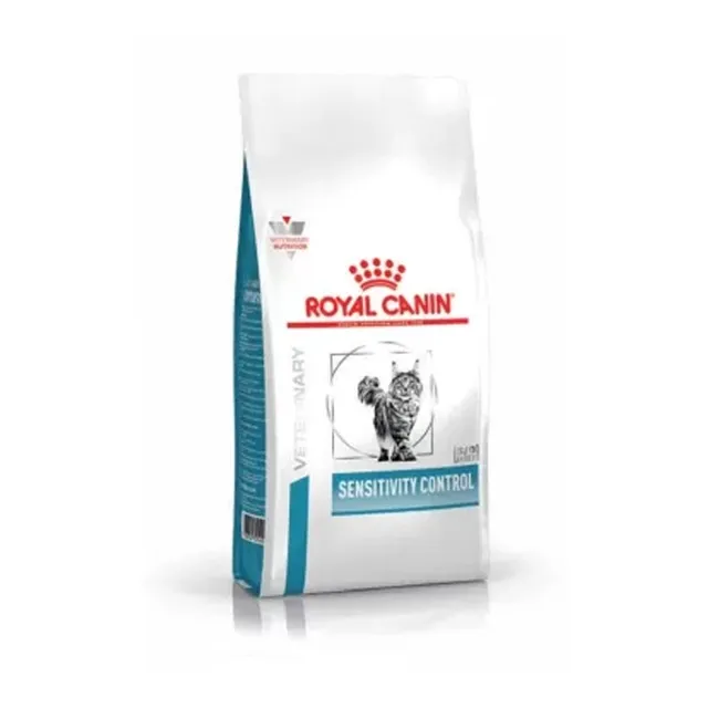 Sac de 1.5 kg hrană uscată dietetică Royal Canin Sensitivity Control pentru pisici cu sensibilități și alergii alimentare.